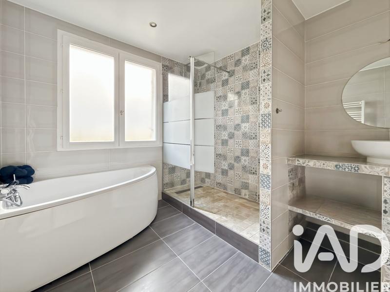 Maison - 155 m² - 6 pièces