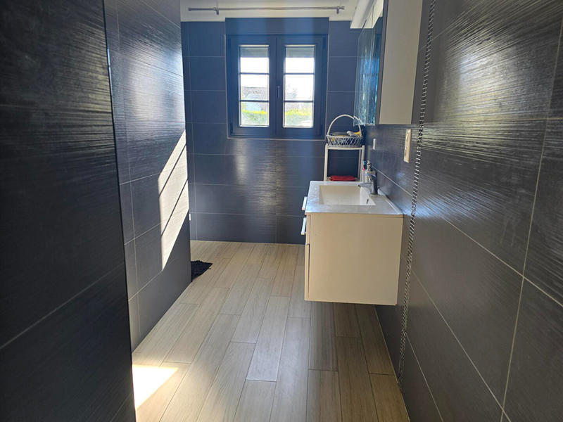 Maison - 185 m² - 7 pièces