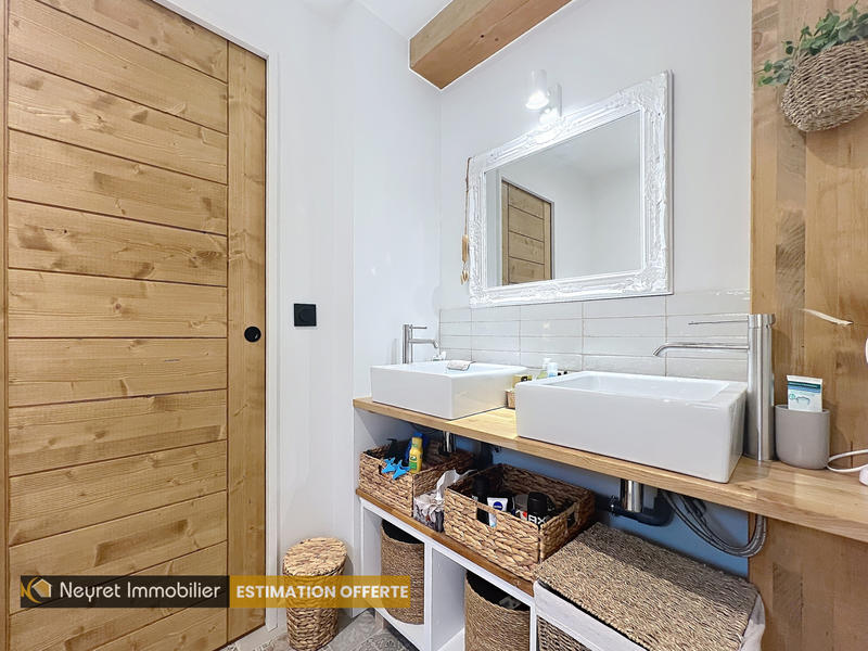 Maison - 150 m² - 5 pièces