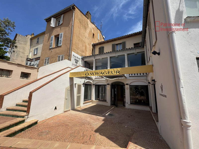 Fonds de commerce - Local commercial - 117 m²