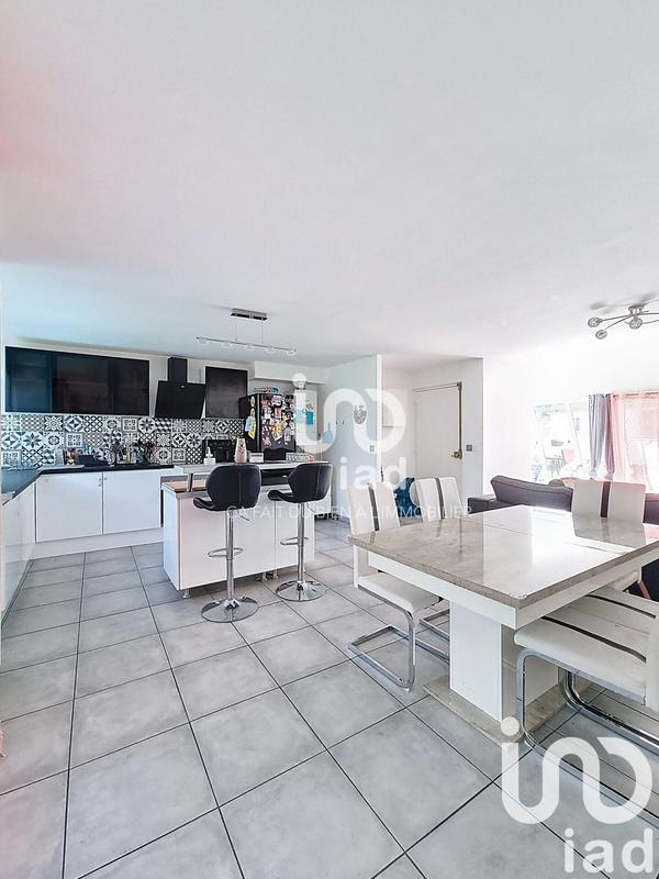 Appartement - 98 m² - 4 pièces