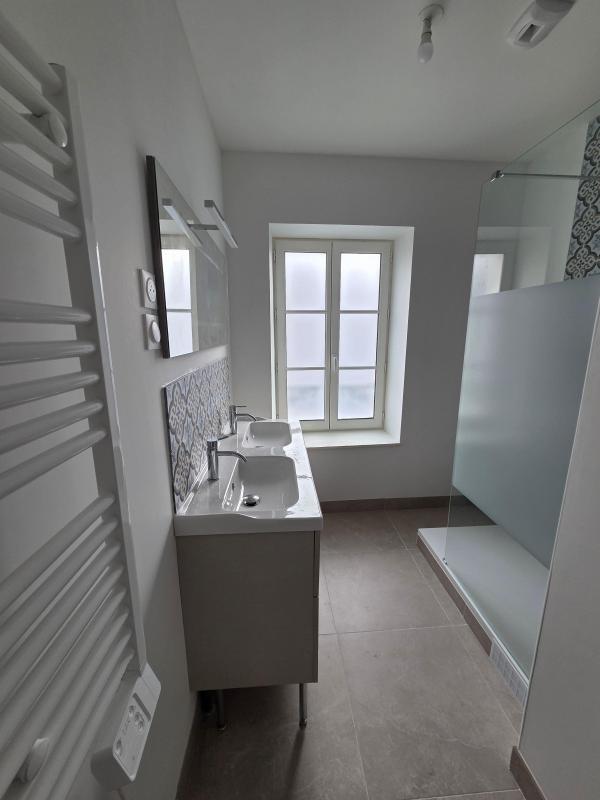 Maison - 102 m² - 4 pièces