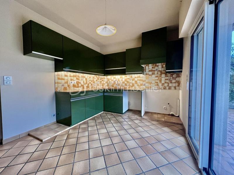 Château - 138 m² - 5 pièces