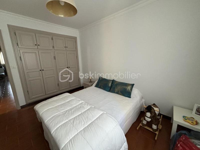 Appartement - 90 m² - 3 pièces