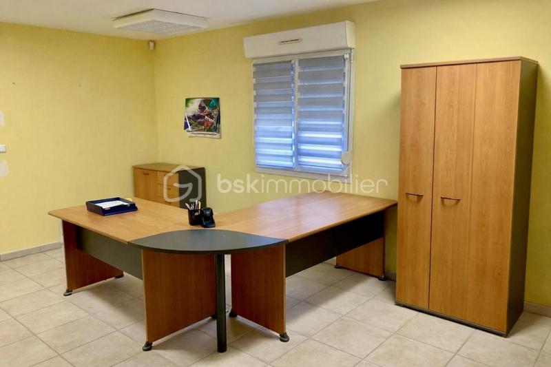 Bureau - 30 m² - 2 pièces