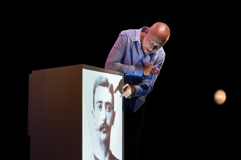 Diktat le revers de la médaille