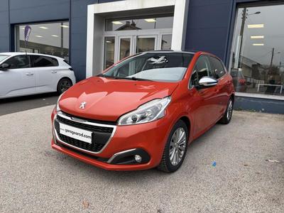 Peugeot 208 Puretech 110 s&amp;S Allure - 4 options incluses