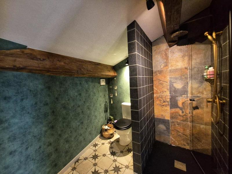 Maison - 180 m² - 6 pièces