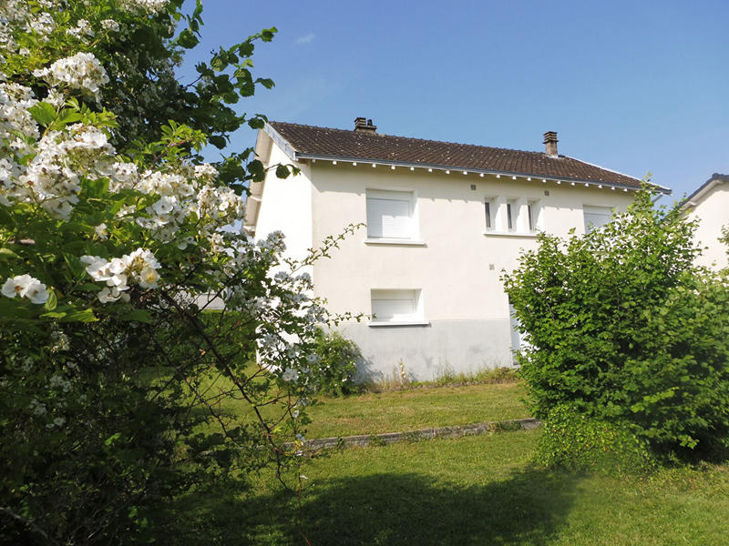 Maison - 92 m² - 5 pièces