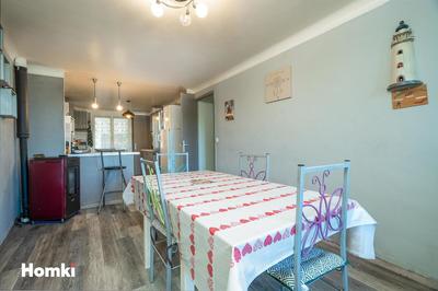 Maison - 84 m² - 5 pièces