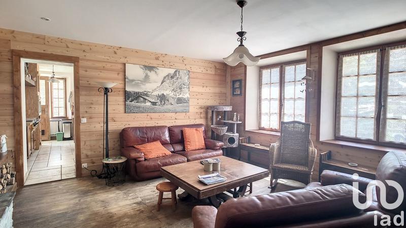 Châlet - 385 m² - 15 pièces