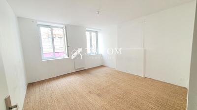 Appartement - 90 m² - 4 pièces