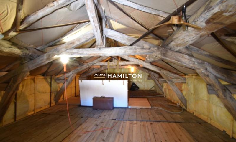 Maison - 223 m² - 8 pièces