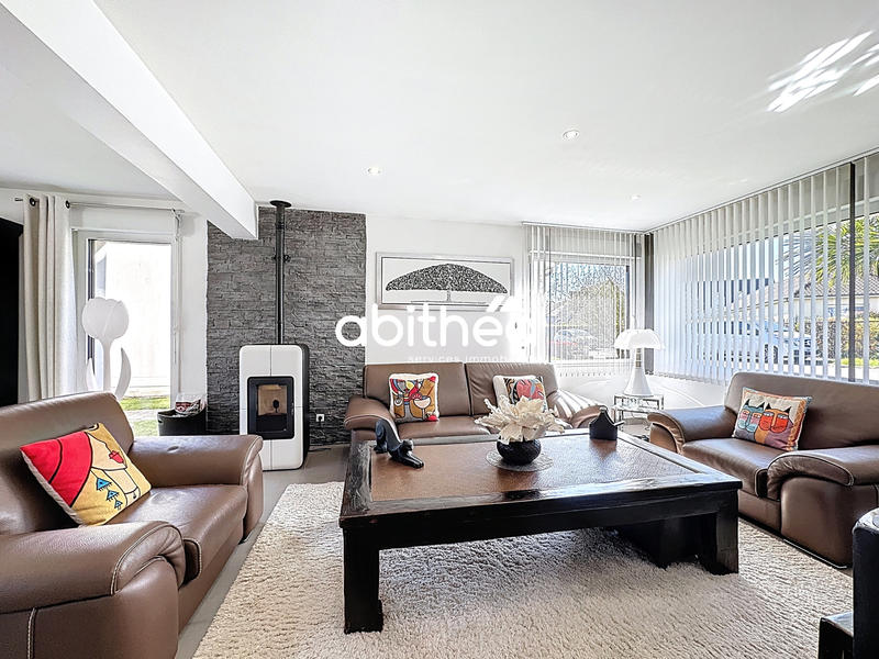 Maison - 172 m² - 6 pièces