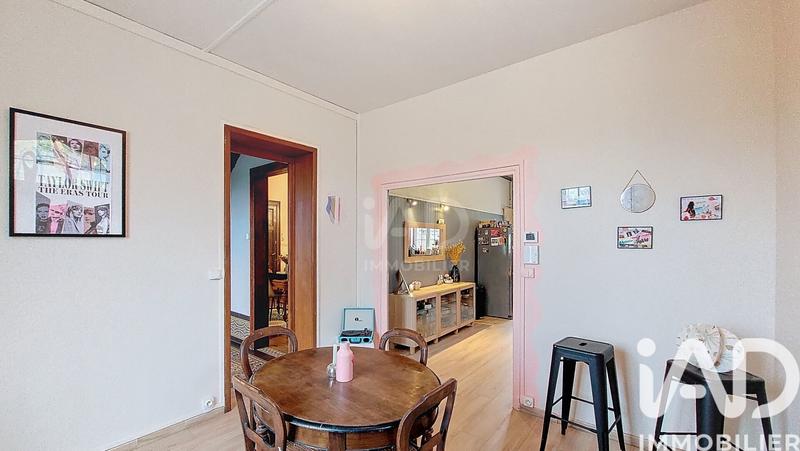 Maison - 232 m² - 7 pièces