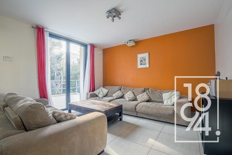 Demeure - 160 m² - 7 pièces