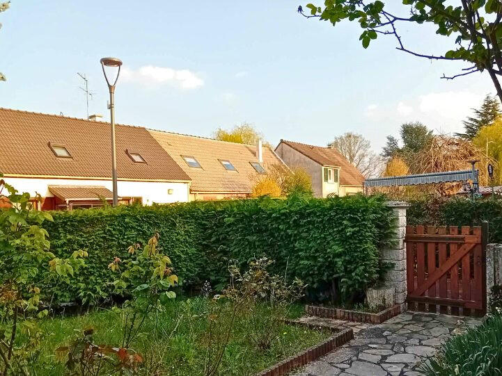 Maison - 76 m² - 4 pièces