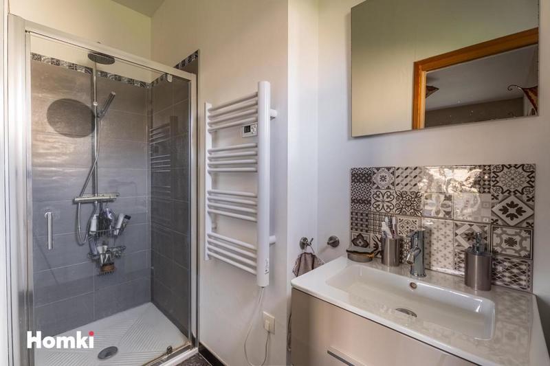 Maison - 169 m² - 6 pièces