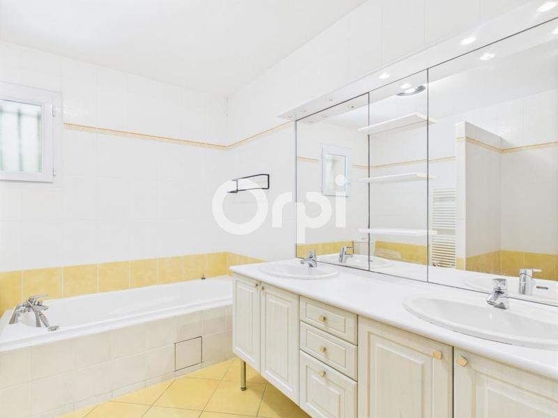 Villa - 155 m² - 5 pièces