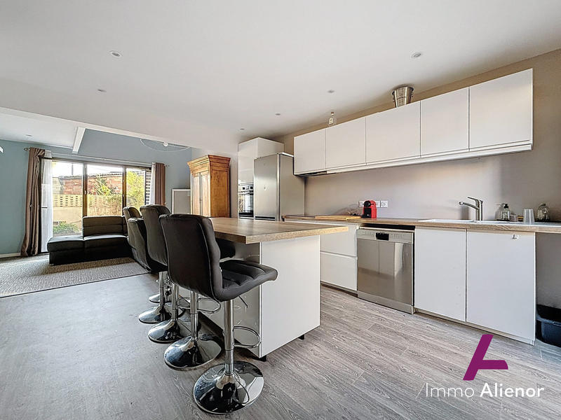 Maison - 114 m² - 5 pièces