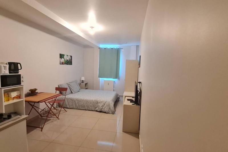 Studio - 20 m² - 1 pièce