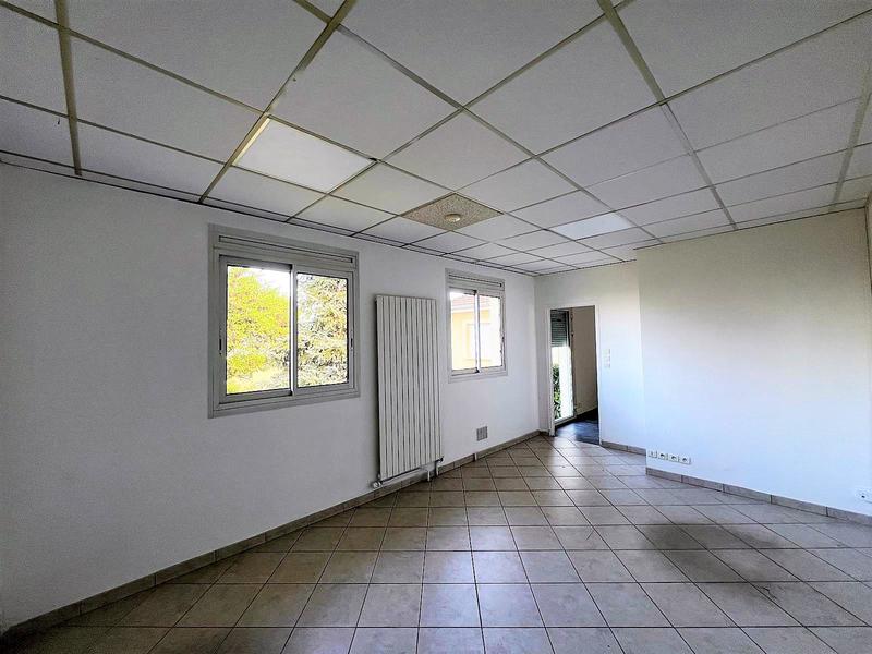 Maison - 198 m² - 8 pièces