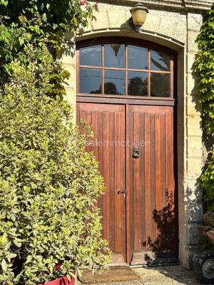 Maison en pierre - 250 m² - 7 pièces