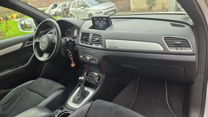 Audi Q3 2.0 Tdi 150 Quattro s-Tronic7 s line - Automatique Toit ouvrant