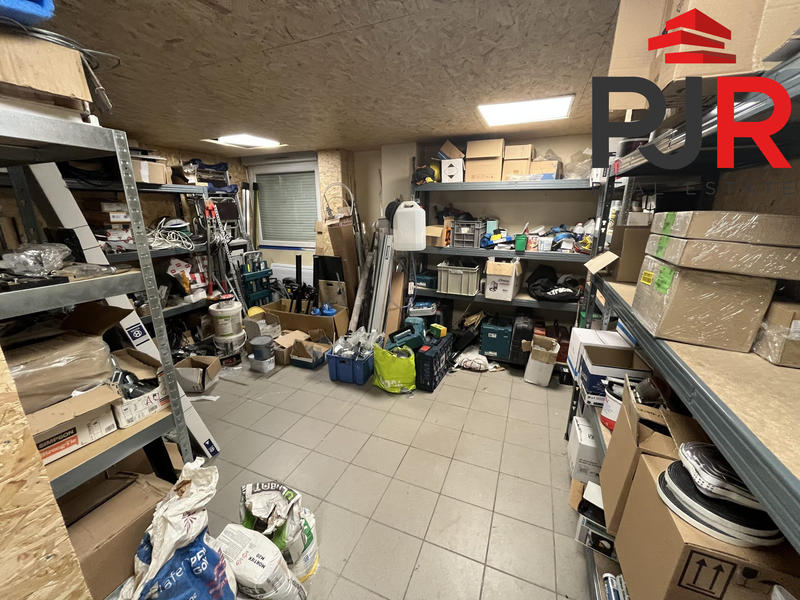 Local d'activités - 432 m²