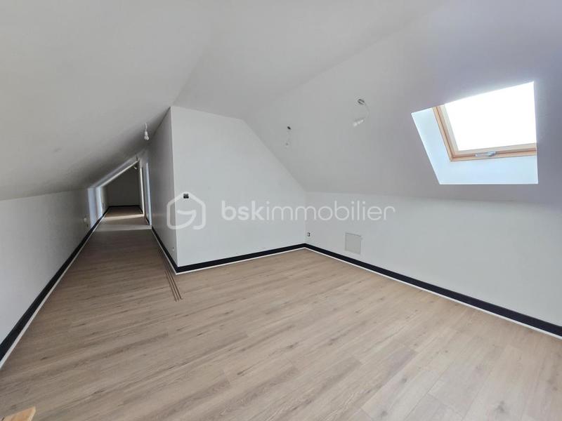 Pavillon - 230 m² - 7 pièces