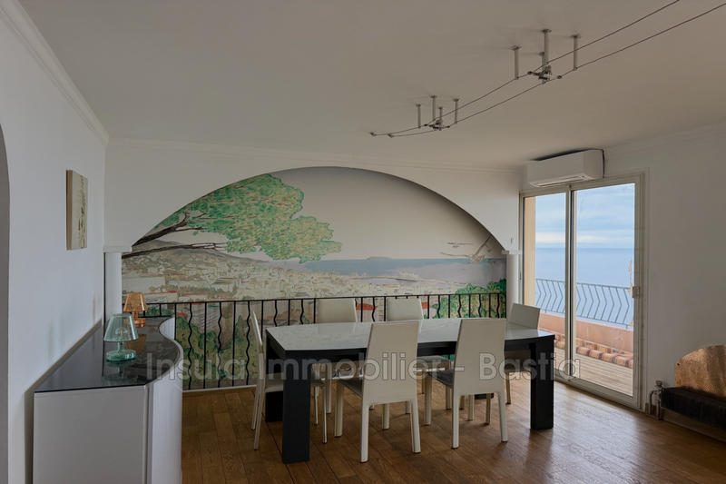 Appartement - 106 m² - 3 pièces