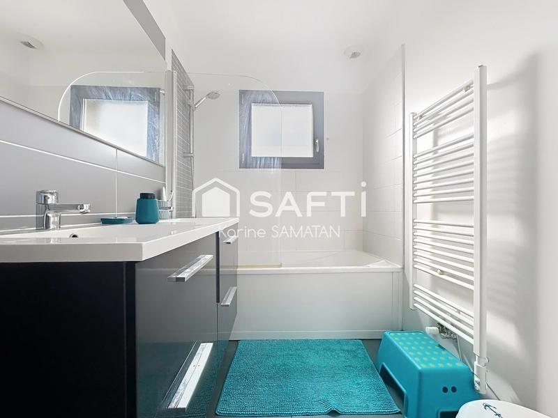 Maison - 86 m² - 4 pièces