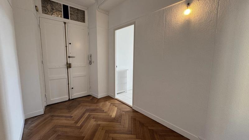 Appartement - 155 m² - 5 pièces