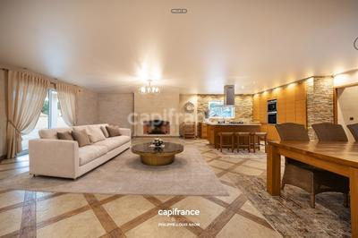 Maison - 119 m² - 4 pièces