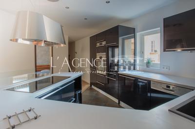 Appartement - 98 m² - 3 pièces