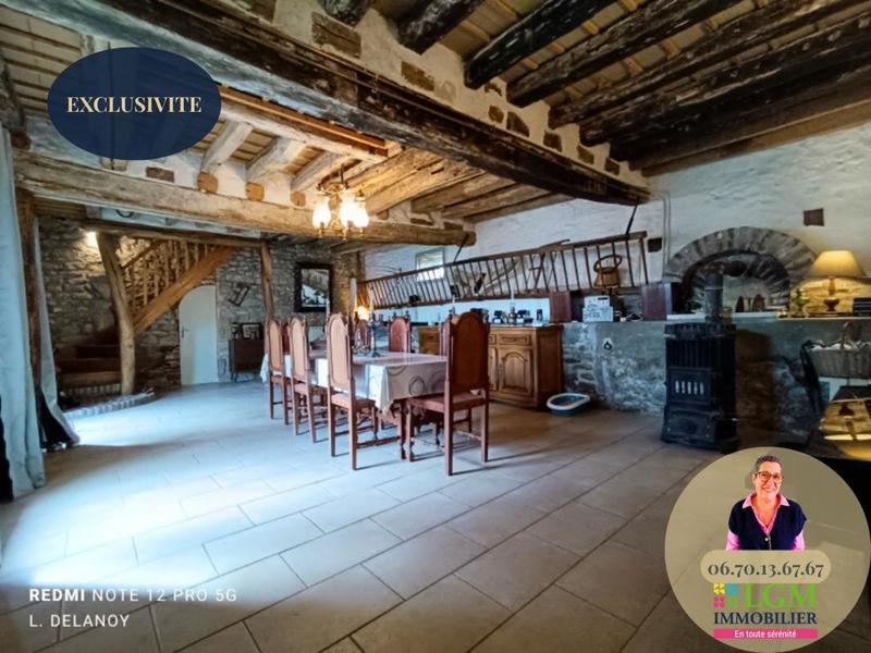 Longère - 409 m² - 9 pièces