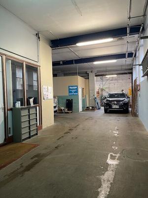 Local d'activité / Entrepôt - 444 m²