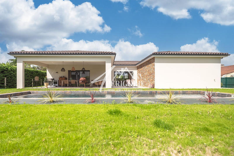 Maison contemporaine - 170 m² - 7 pièces