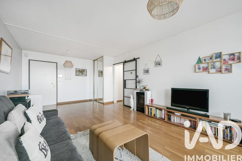 Appartement - 93 m² - 5 pièces