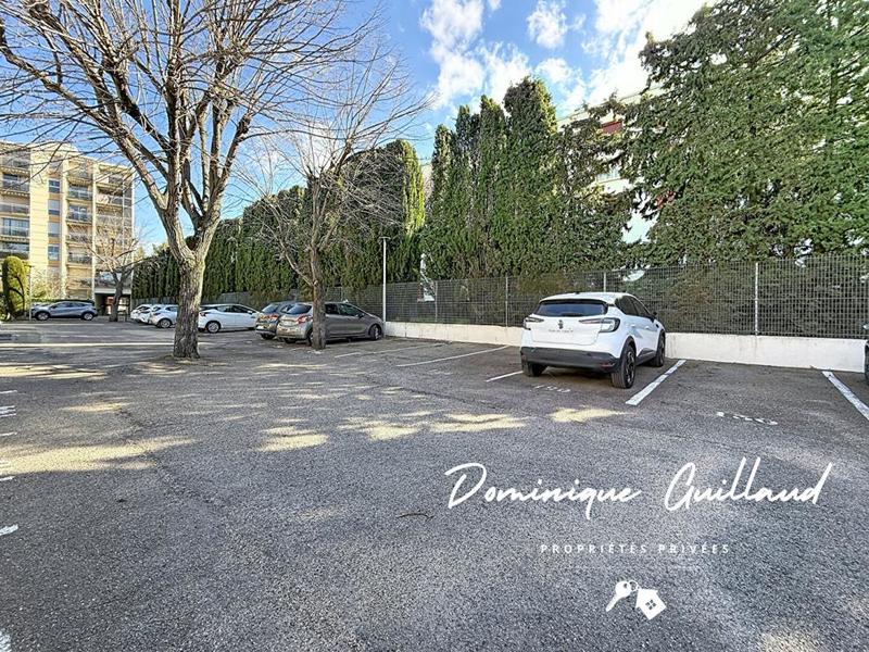 Appartement - 120 m² - 5 pièces