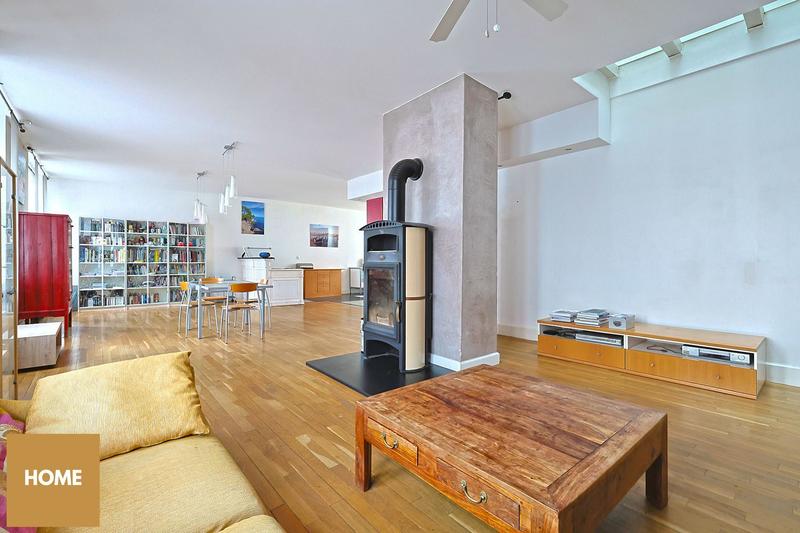 Maison - 270 m² - 9 pièces