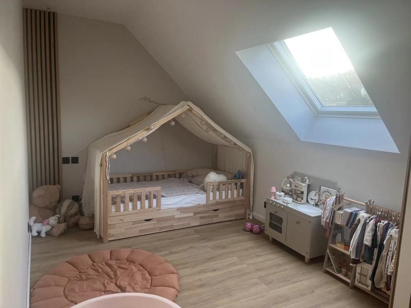 Maison - 221 m² - 8 pièces