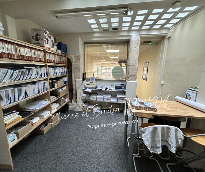 Immeuble - 159 m² - 7 pièces