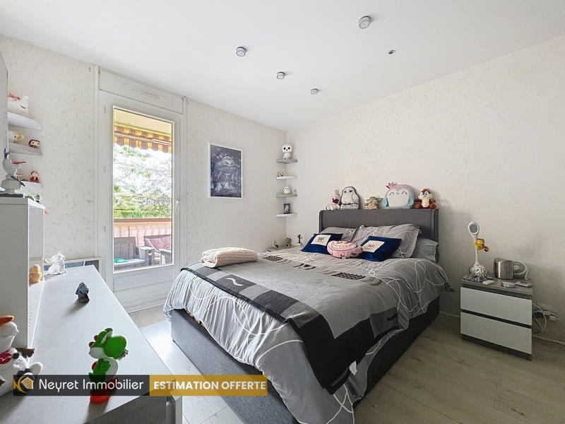 Appartement - 79 m² - 3 pièces