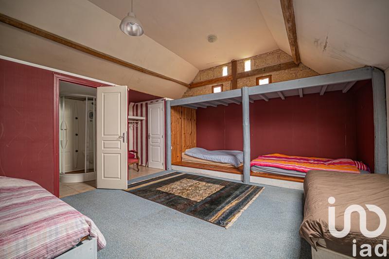 Maison - 207 m² - 6 pièces