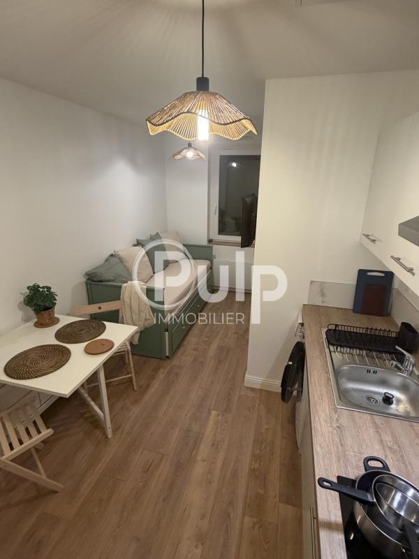 Studio - 13 m² - 1 pièce