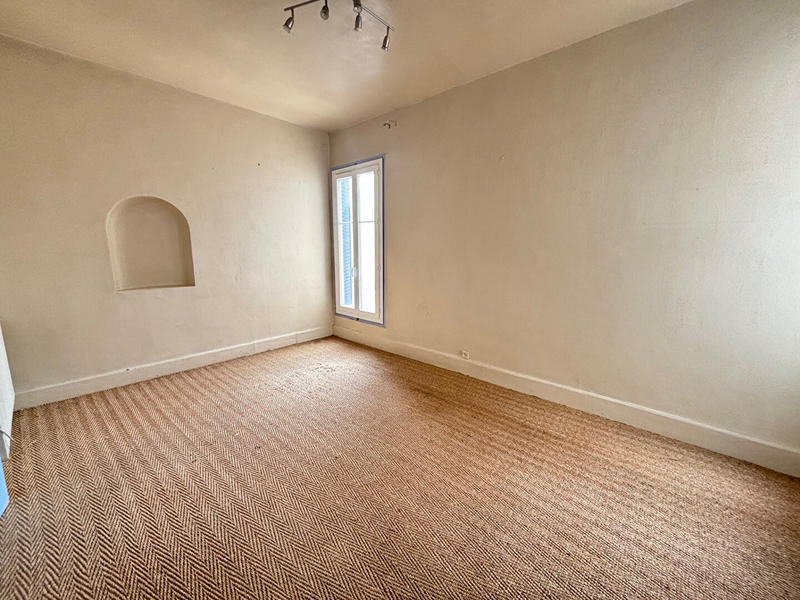 Maison - 192 m² - 11 pièces