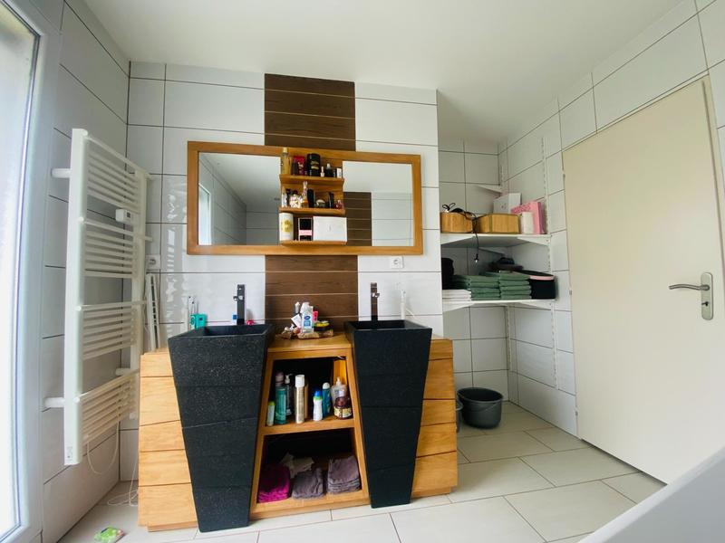 Maison - 108 m² - 4 pièces