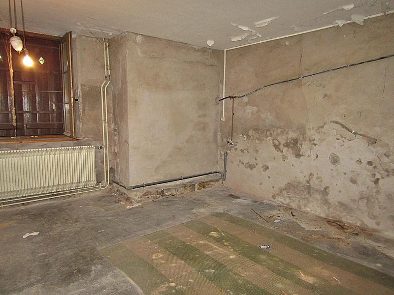 Maison - 233 m² - 6 pièces