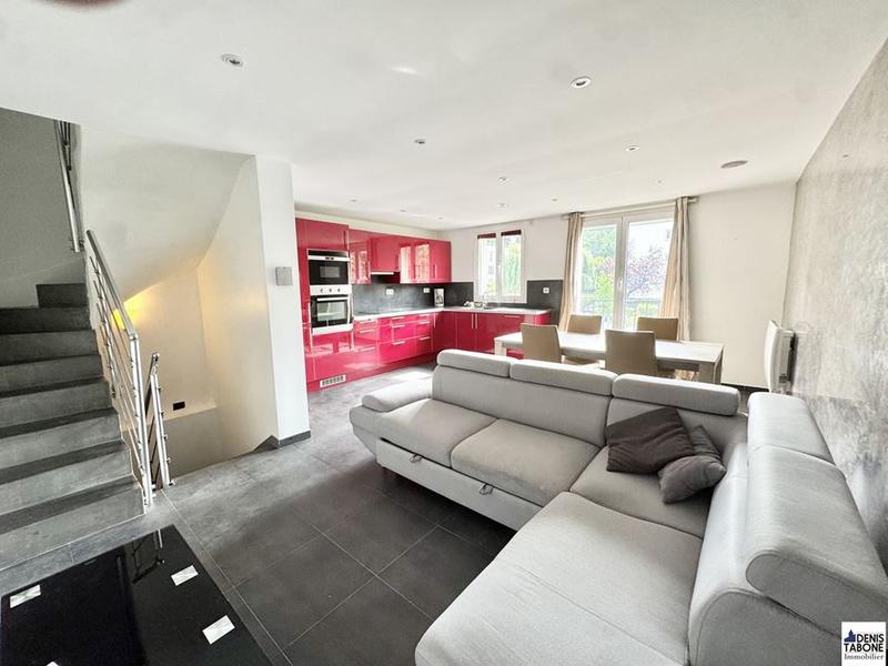 Maison traditionnelle - 72 m² - 4 pièces